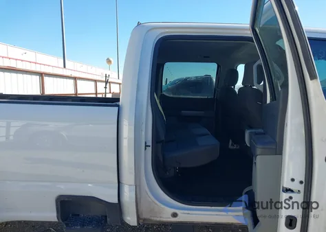 2025 Ford F-250 Xlt из США, поврежденный, VIN 1FT7W2BT6SEC34648